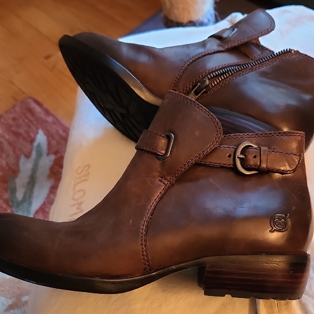 Born Brown Ankle Boots, Excellent. Used Condition, 6 Worn Very Very Little.